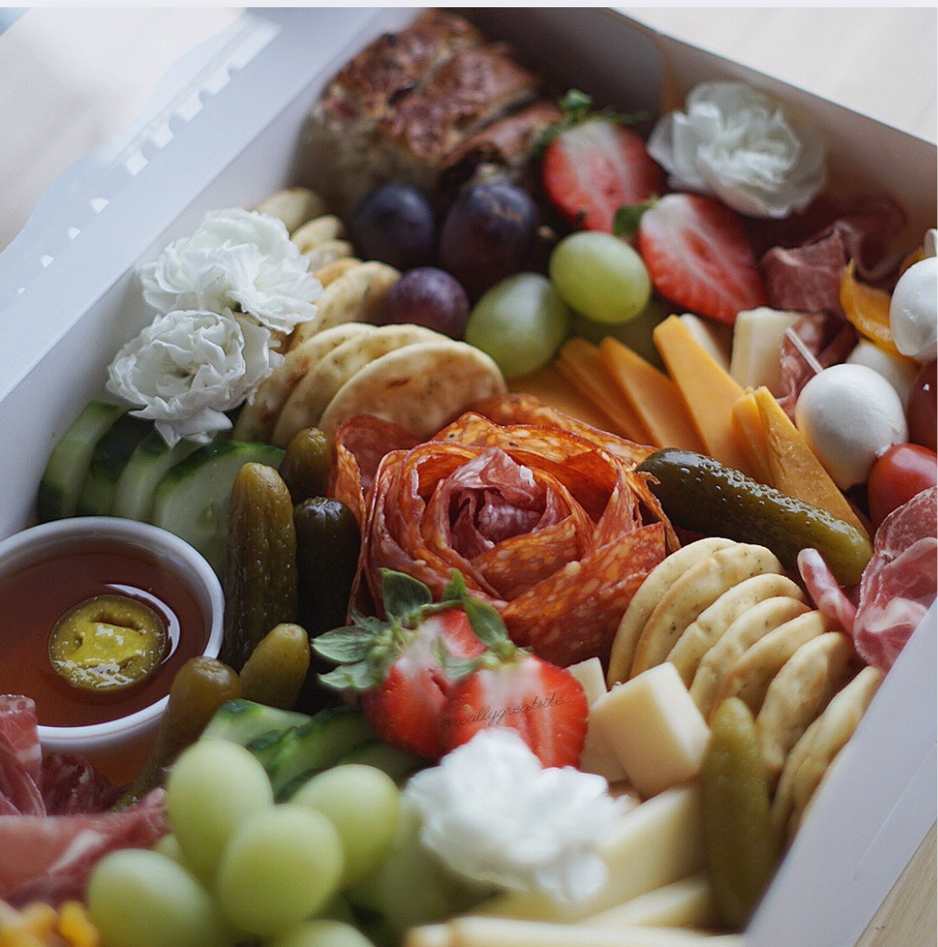 SAVOURY SANTA BOX (pick-up only)